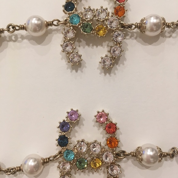 Authentic Chanel Dangle Costume Earrings, SS19 - Picture 5 of 7